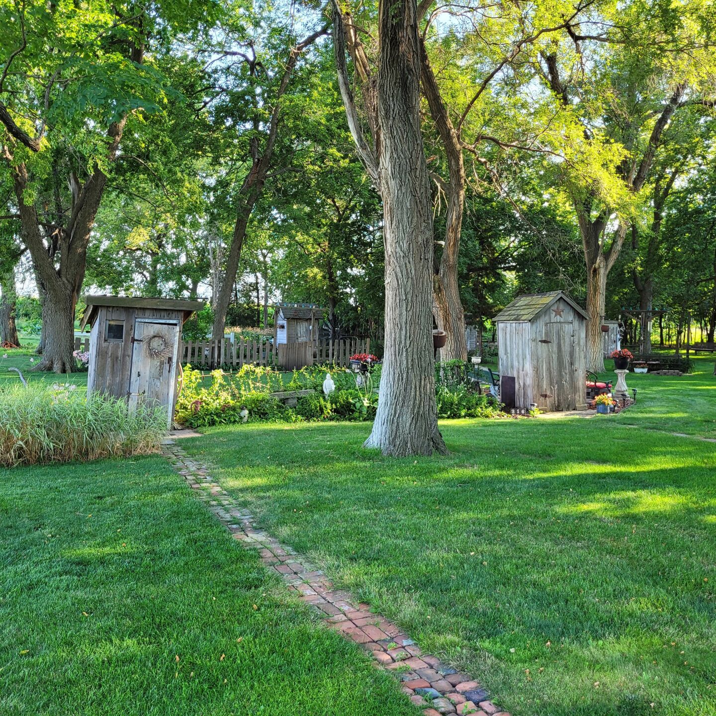 John Hanssen's Outhouses